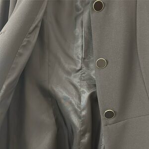 Zara Gray Blazer with Structured Lapel and Smooth Texture